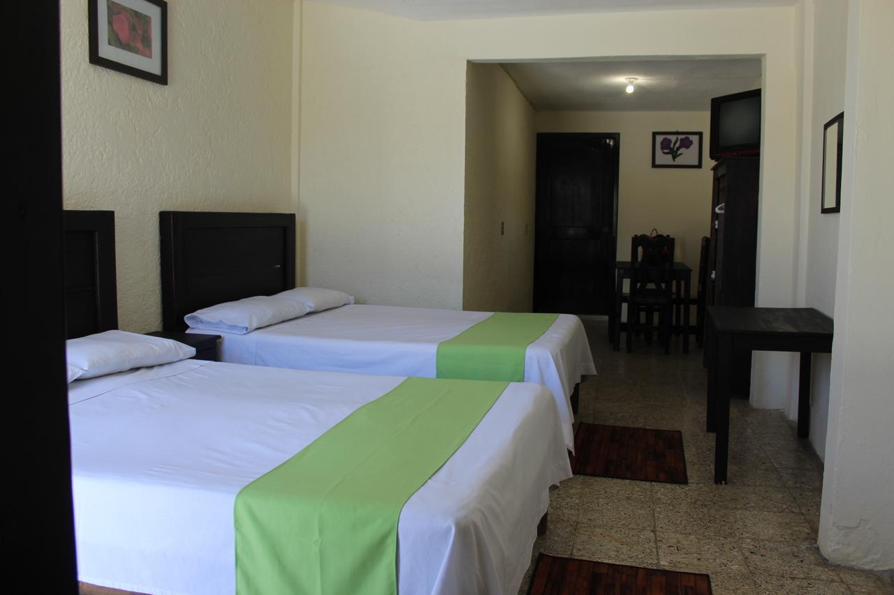Hotel D'Lina Princess Suites San Cristóbal de Las Casas Extérieur photo